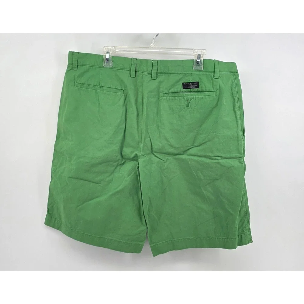 Banana Republic Mens Green Gavin Chino Shorts Size 38 Cotton Casual Summer Golf